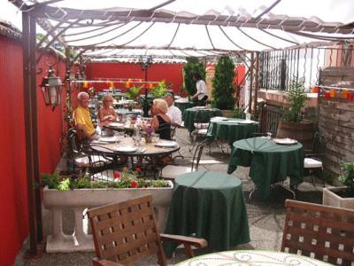 Auberge De La Vallee Francheville  Экстерьер фото