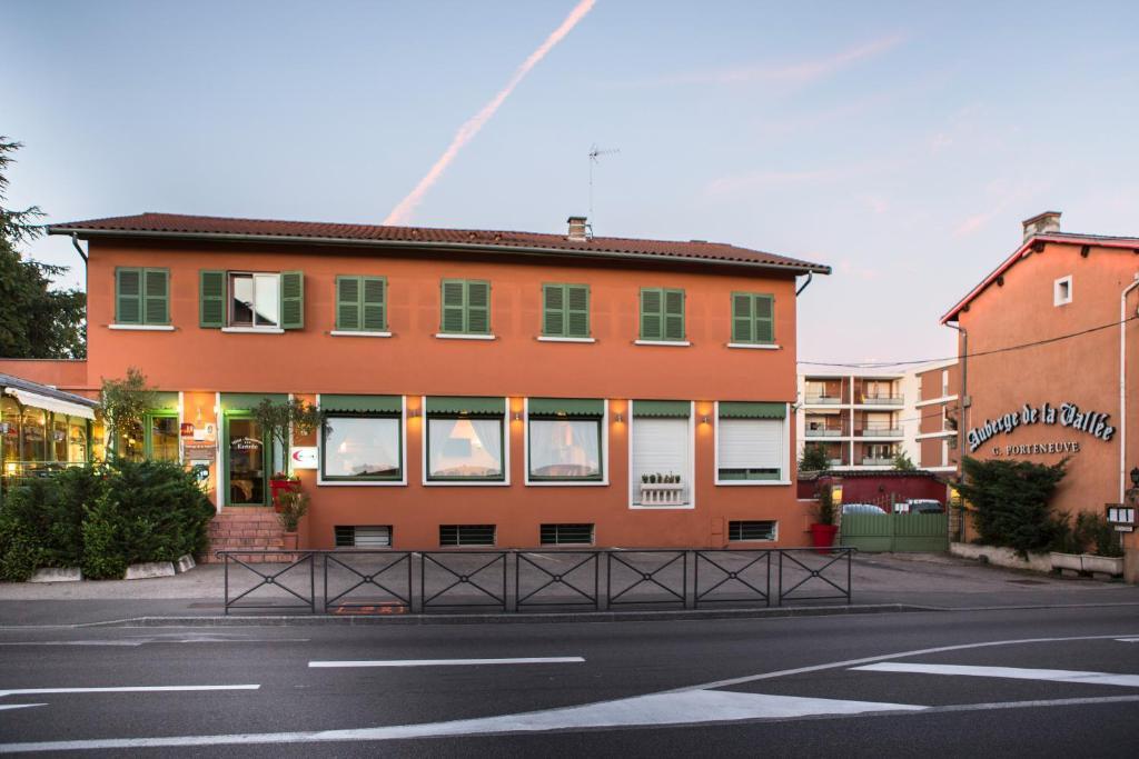 Auberge De La Vallee Francheville  Экстерьер фото