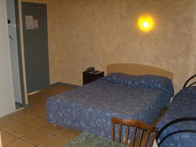 Auberge De La Vallee Francheville  Экстерьер фото